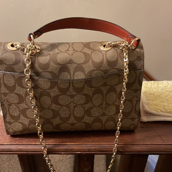 Coach - Picture 2 of 3